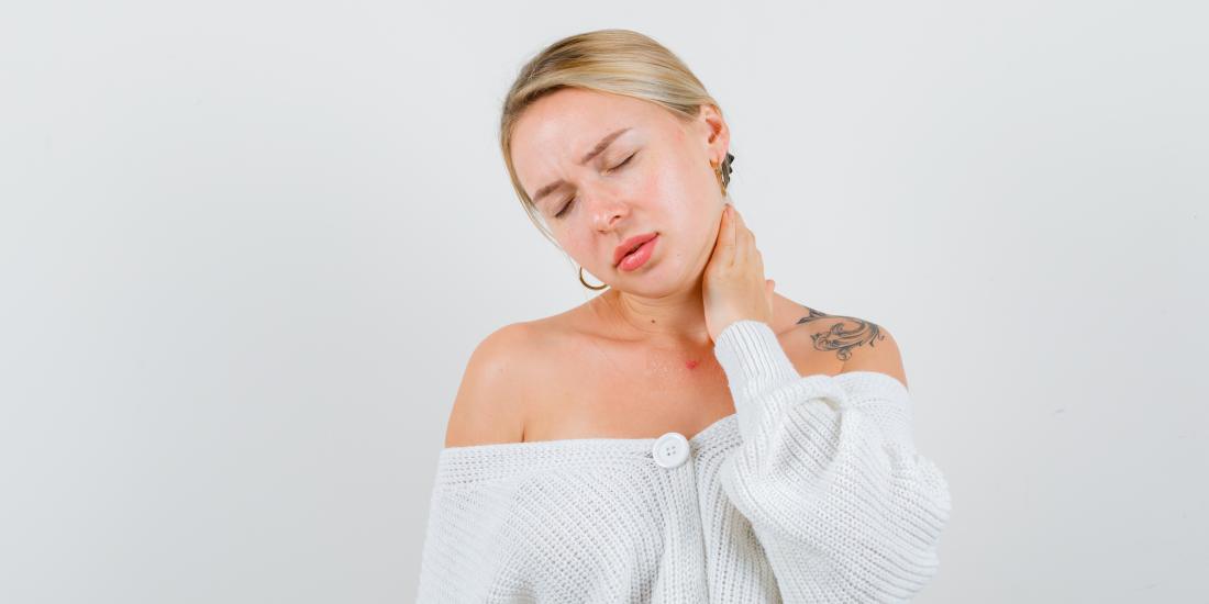 Отек лица и шеи: почему возникает и что делать