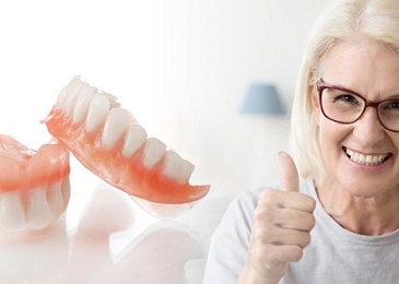 Частичный протез челюсти — доступное решение для выпавших зубов